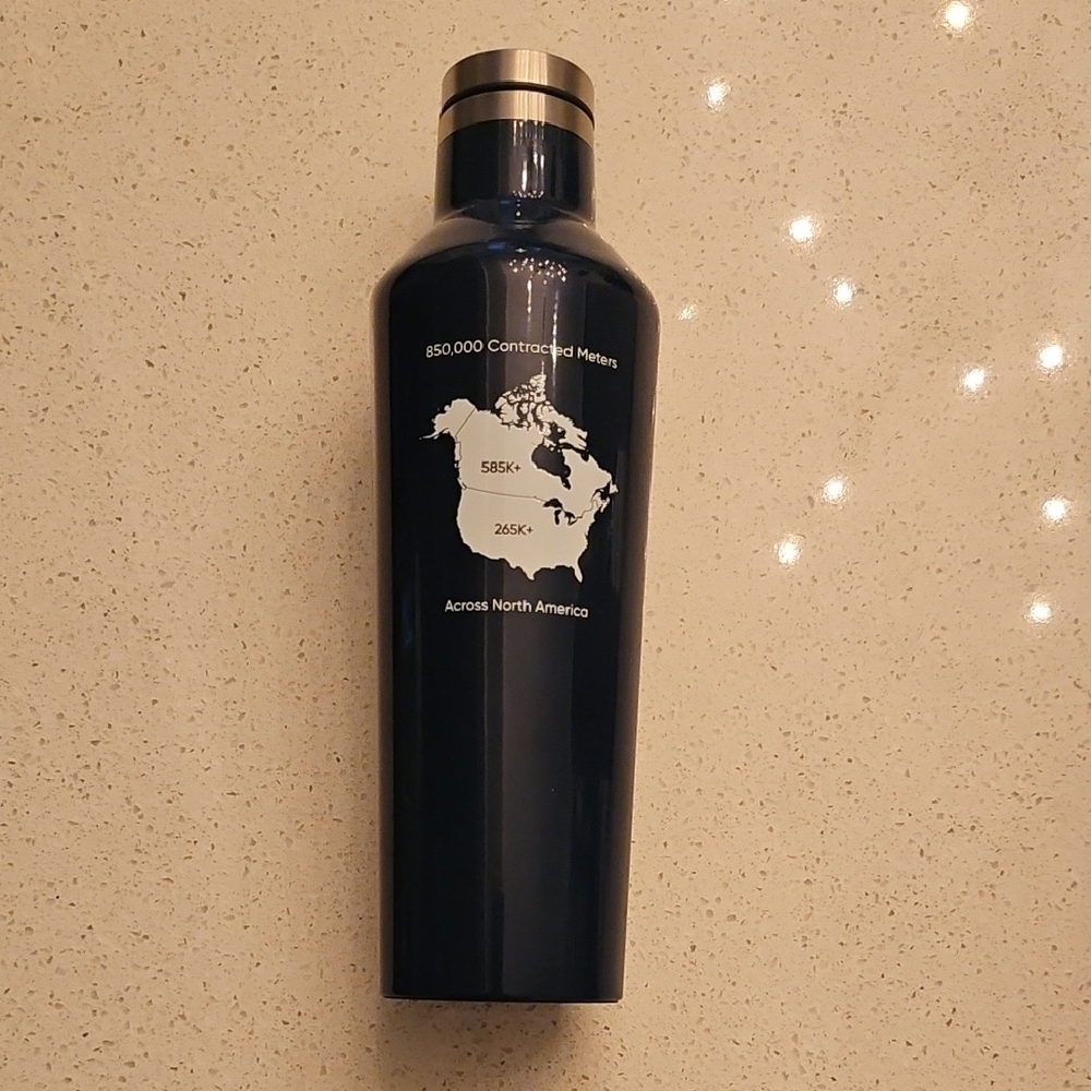 BRAND NEW Corkcicle Triple-Insulated Canteen - 16 oz Navy Blue Bottle 475 ML